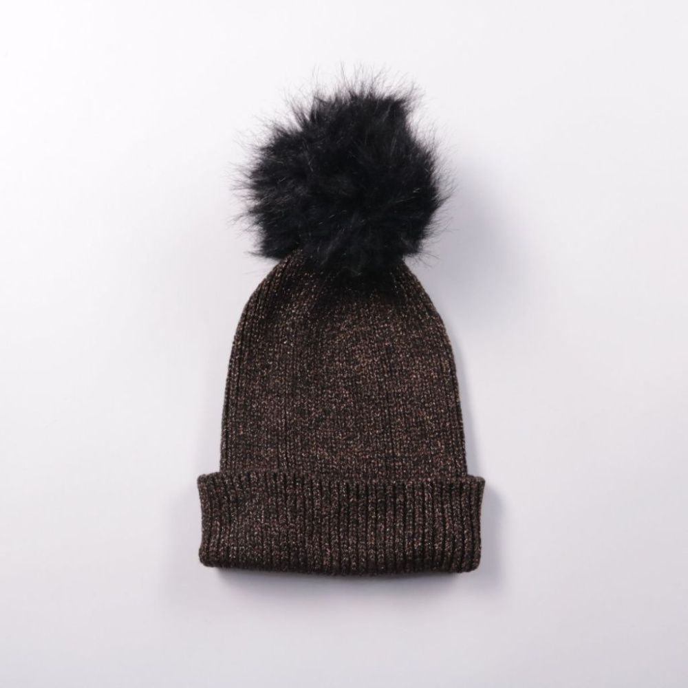 шапка не указано