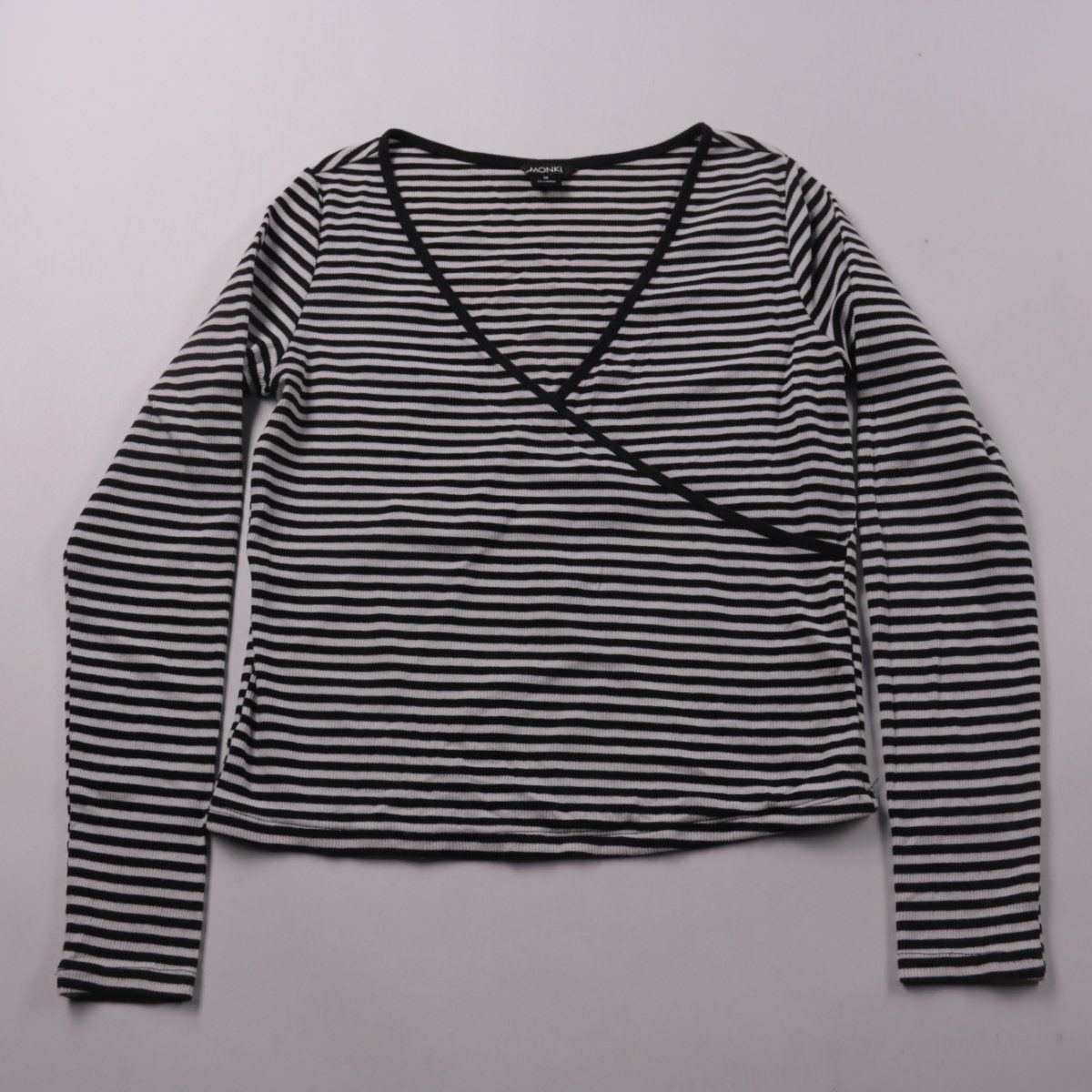 лонгслив Monki