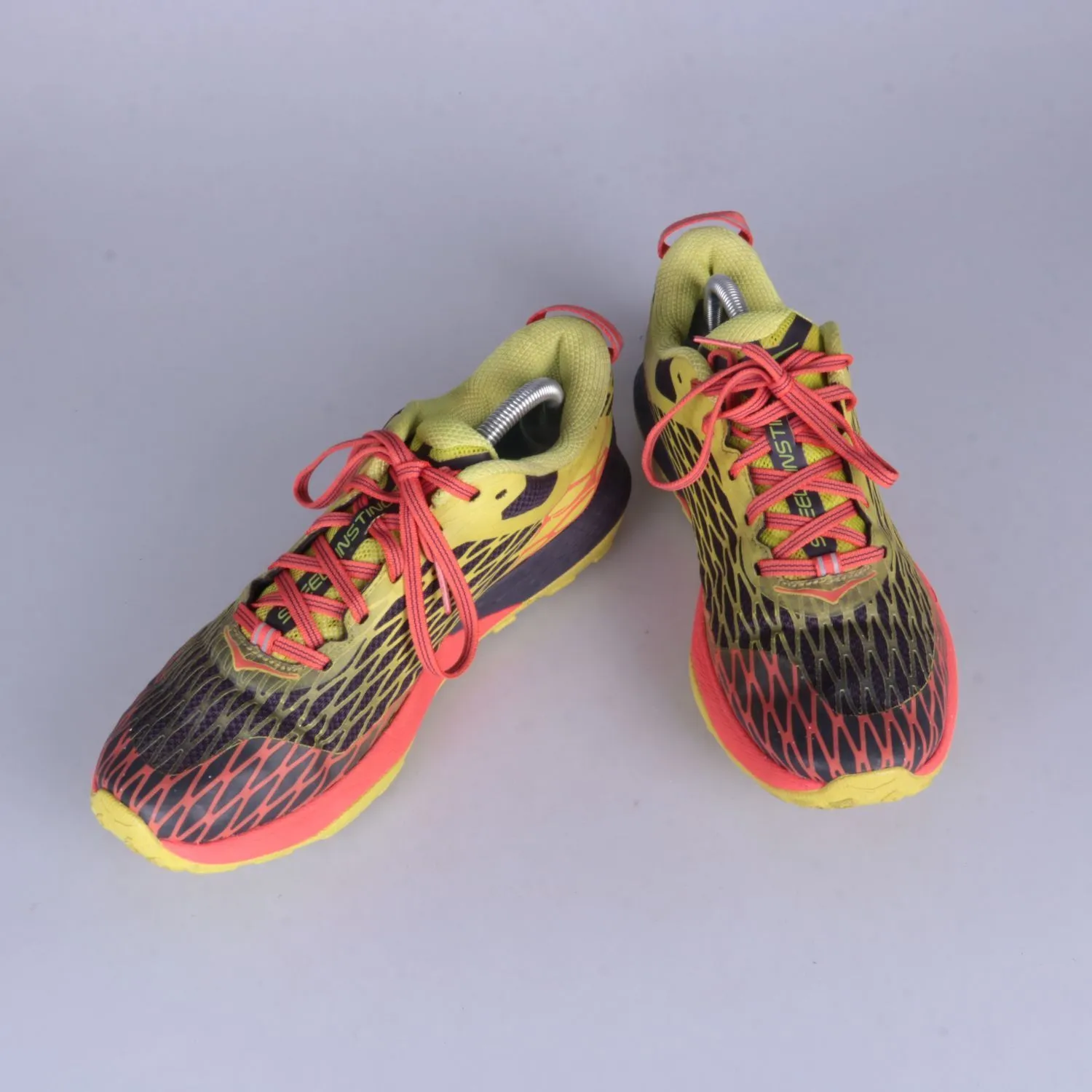 кроссовки Hoka One One