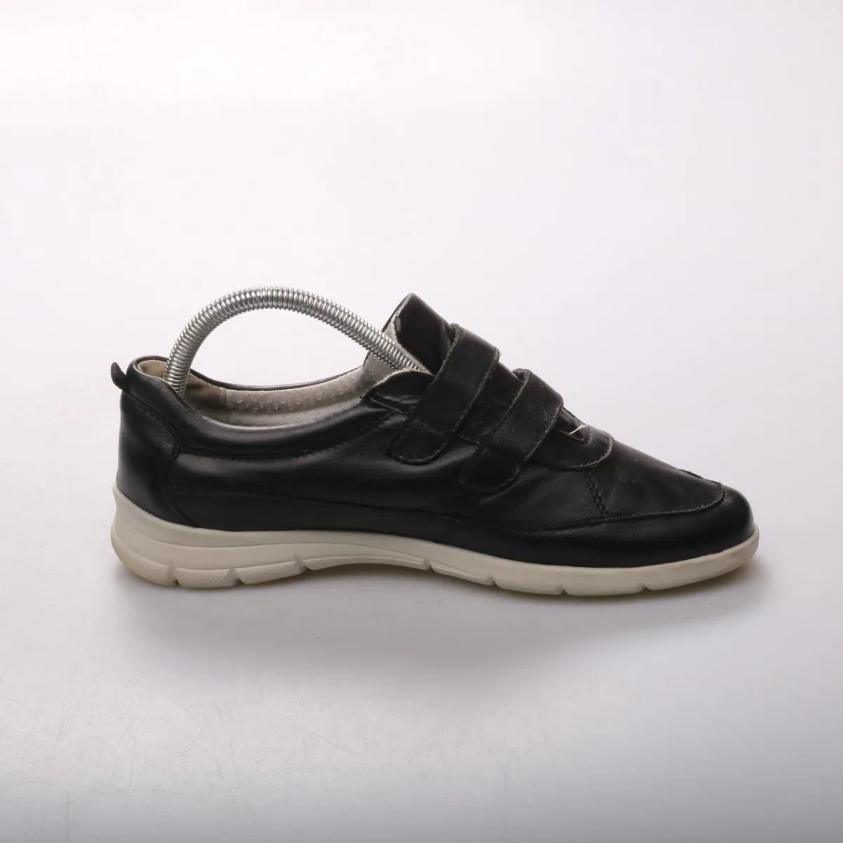 кроссовки U-Power