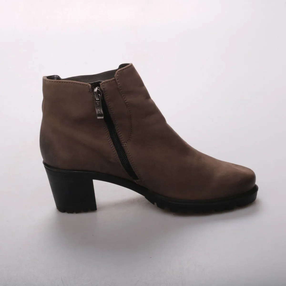 ботильоны Ara